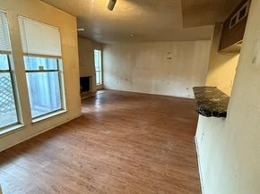 6050  Melody Lane  108, Dallas Texas 75231