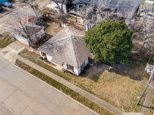 7691  Maple Street , Frisco Texas 75033