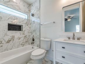 402 S Henderson Avenue , Dallas Texas 75223