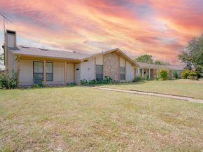 1914  Snowmass Lane , Garland Texas 75044