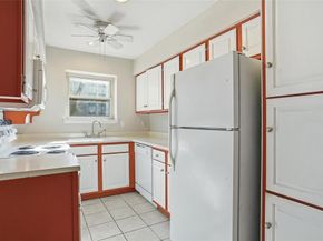 827 W Harwood Road  D, Hurst Texas 76054