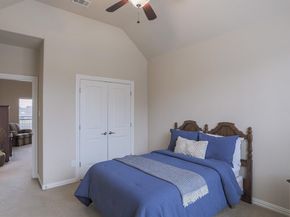 8008  Comstock Drive , Arlington Texas 76001