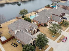 8008  Comstock Drive , Arlington Texas 76001