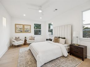 5631  East Side Avenue , Dallas Texas 75214