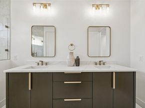 5631  East Side Avenue , Dallas Texas 75214