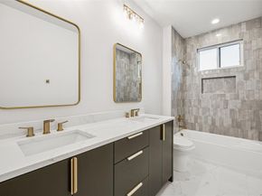 5631  East Side Avenue , Dallas Texas 75214