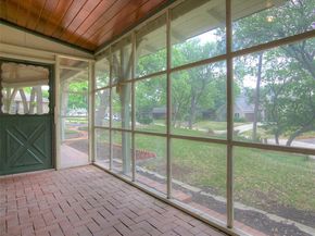 1901  Bluebird Avenue , Fort Worth Texas 76111