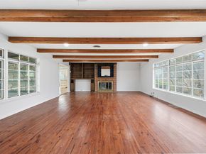 1901  Bluebird Avenue , Fort Worth Texas 76111