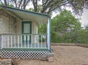 1901  Bluebird Avenue , Fort Worth Texas 76111