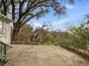 1901  Bluebird Avenue , Fort Worth Texas 76111