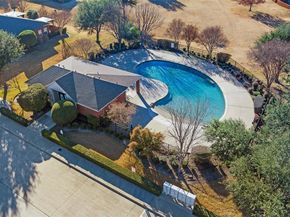 3221  Judge Holland Lane , Plano Texas 75025