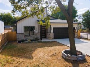 4316  Penrod Avenue , Cockrell Hill Texas 75211