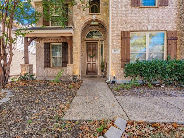 3035  Larreta  , Grand Prairie Texas 75054