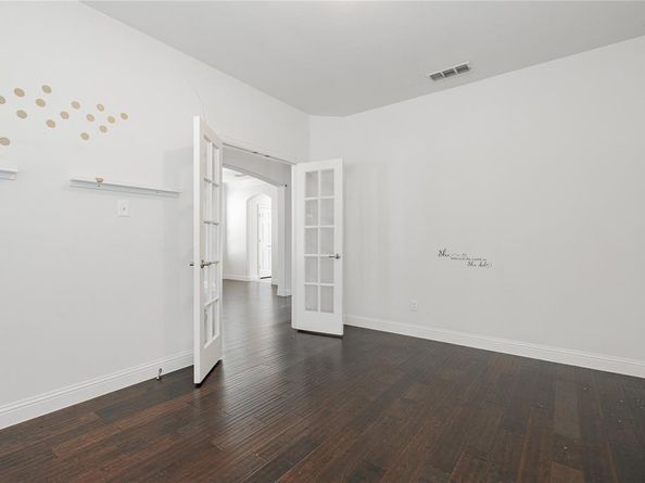 3035  Larreta  , Grand Prairie Texas 75054