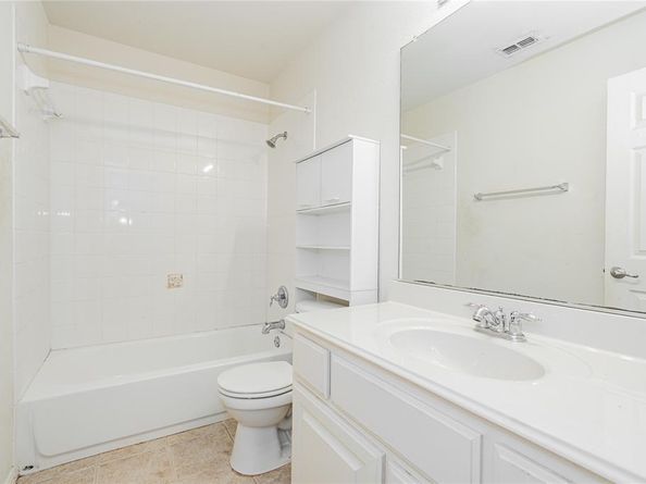 3035  Larreta  , Grand Prairie Texas 75054