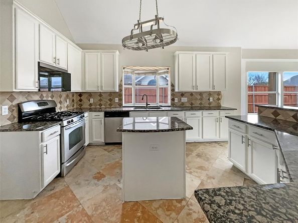 810  Patricia Drive , Allen Texas 75002