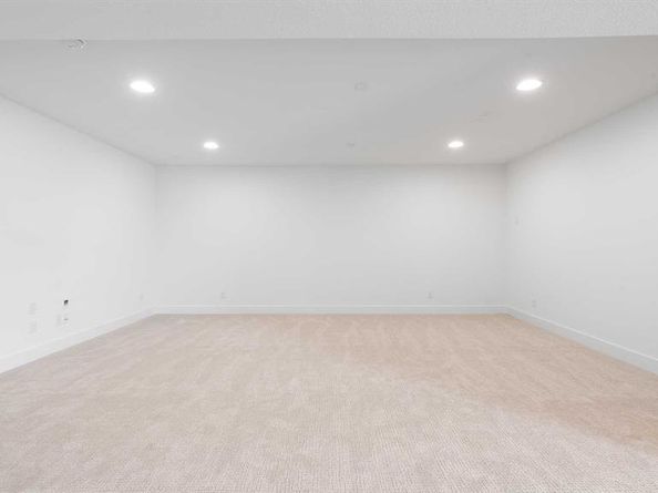 705  Corsair Court , Hurst Texas 76054