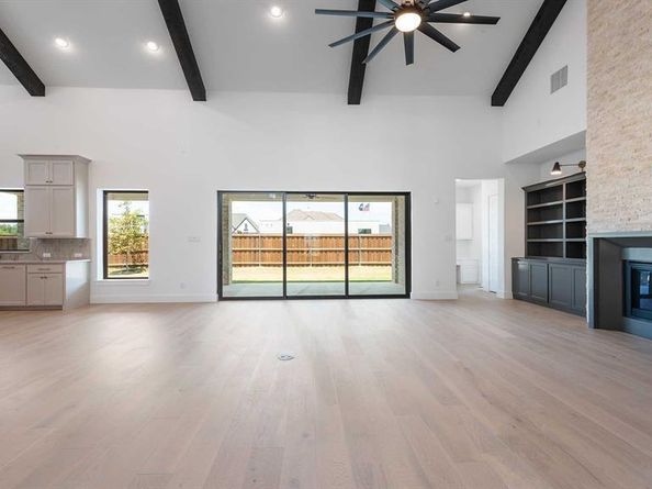 705  Corsair Court , Hurst Texas 76054