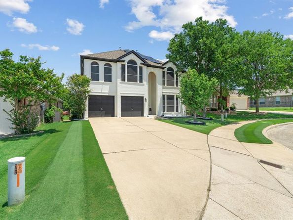 4104  Walnut Creek Court , Fort Worth Texas 76137