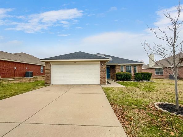 3600  Beatriz Drive , Denton Texas 76207