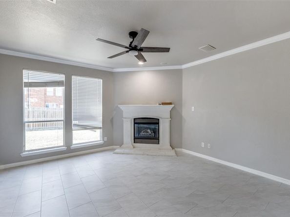 7904  Roswell Court , Arlington Texas 76002