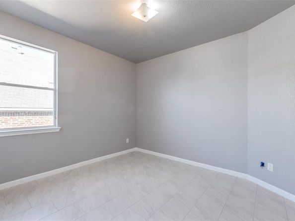 7904  Roswell Court , Arlington Texas 76002