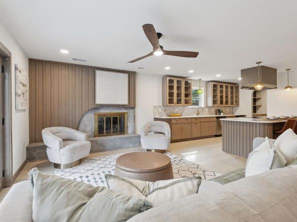 10840  Meadowcliff Lane , Dallas Texas 75238