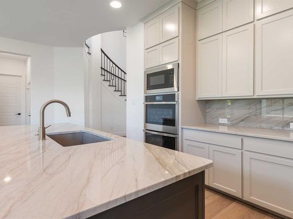 3323  Fulmar Circle , Frisco Texas 75033