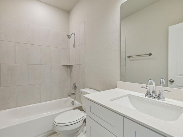 572  Hutchinson Lane , Lewisville Texas 75077