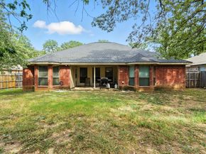 749  Oak Park Drive , Azle Texas 76020