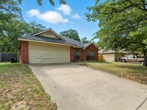 749  Oak Park Drive , Azle Texas 76020