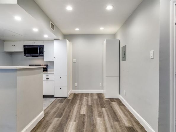 7152  Fair Oaks Avenue  1039, Dallas Texas 75231