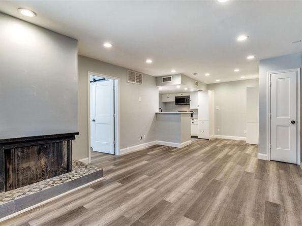 7152  Fair Oaks Avenue  1039, Dallas Texas 75231