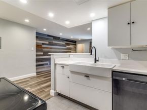7152  Fair Oaks Avenue  1039, Dallas Texas 75231