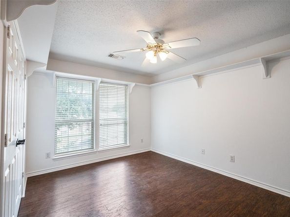 2109  Merritt Way , Arlington Texas 76018