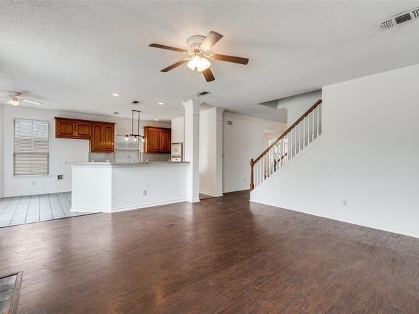 2109  Merritt Way , Arlington Texas 76018