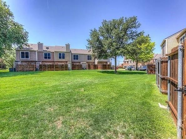 3801  14th Street  1302, Plano Texas 75074