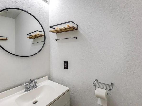 3801  14th Street  1302, Plano Texas 75074