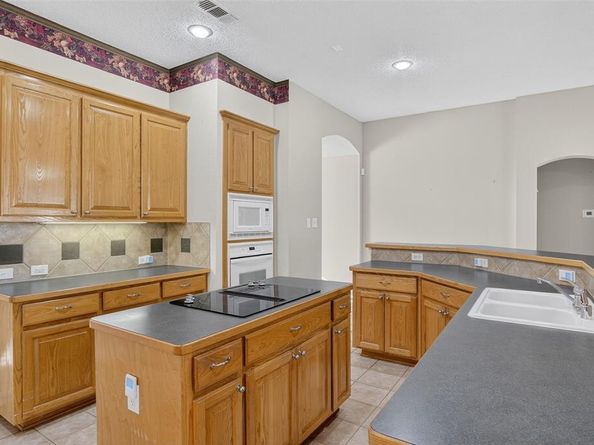 4611  Paddington Lane , Grand Prairie Texas 75052