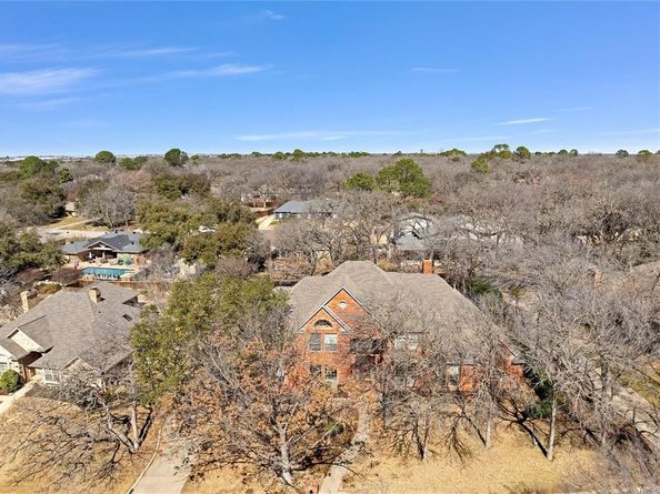2253  Hollyhill Lane , Denton Texas 76205