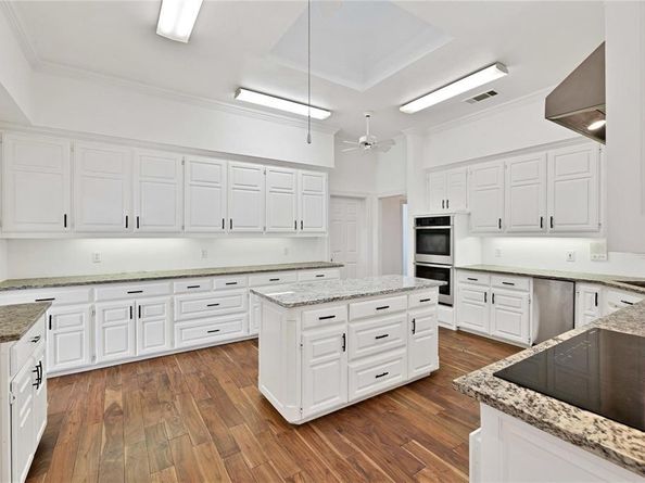 2253  Hollyhill Lane , Denton Texas 76205