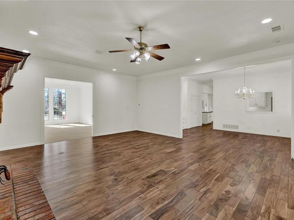2253  Hollyhill Lane , Denton Texas 76205