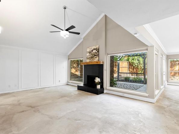 2222  Jackson Circle , Carrollton Texas 75006