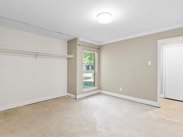 2222  Jackson Circle , Carrollton Texas 75006