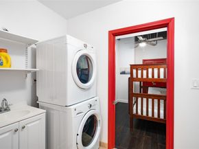 511 N Akard Street  1502, Dallas Texas 75201