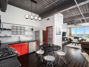 511 N Akard Street  1502, Dallas Texas 75201