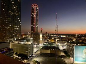 511 N Akard Street  1502, Dallas Texas 75201