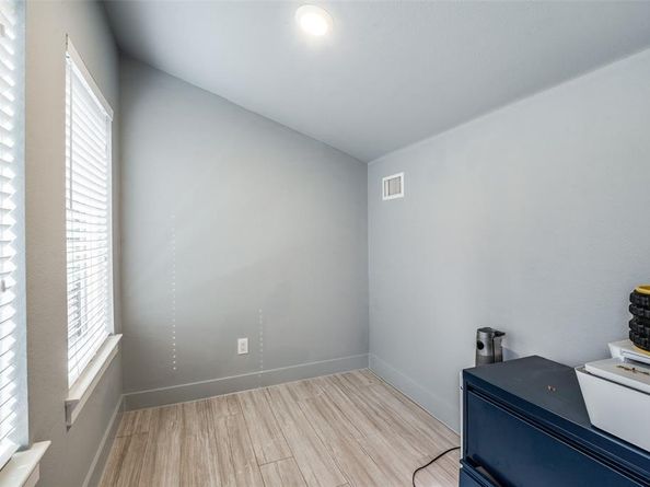 4776  Asher Place , Dallas Texas 75204