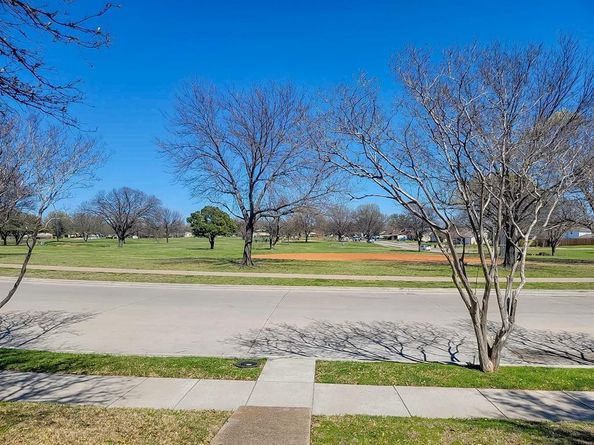 3205  Parkside Drive , Mesquite Texas 75150