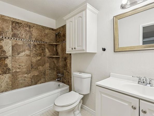 918  Sleepy Hollow Drive , Garland Texas 75043
